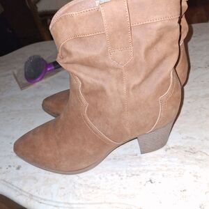 Tan Mid Calf Cowgirl Boots